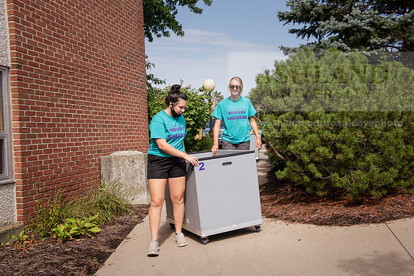 MoveInDay10821ALW_3145
