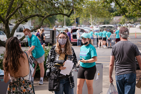 MoveInDay10821ALW_3306