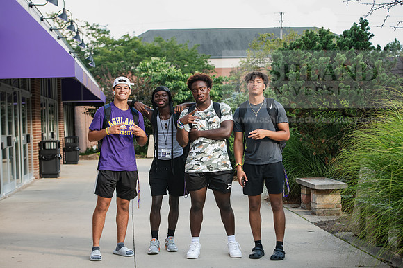 MoveInDay10821ALW_3873