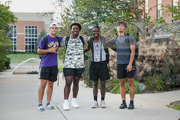 MoveInDay10821ALW_3883