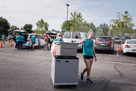 MoveInDay10821ALW_3177