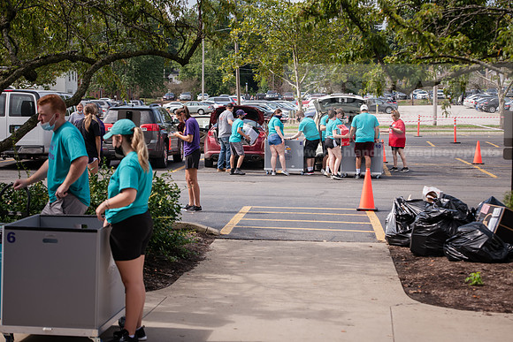 MoveInDay10821ALW_3298