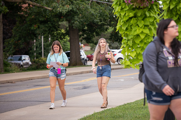 MoveInDay10821ALW_2977