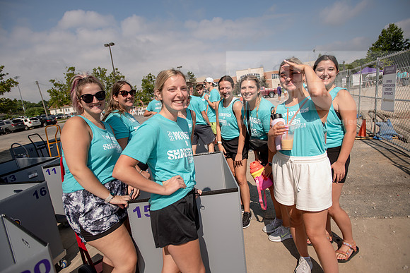 MoveIn0822ALW_7172