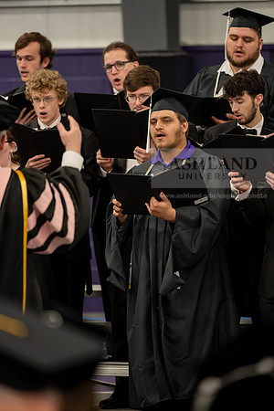 126SpGradCeremony0525AEAU-Graduation-2025-Andrew-0195