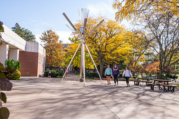FallCampusLife1024AWB_5295