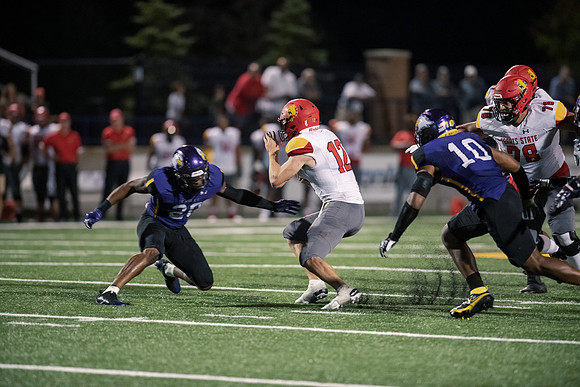 AUvsFerris100Ftball0921ALW_8235