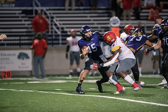 AUvsFerris100Ftball0921ALW_8152