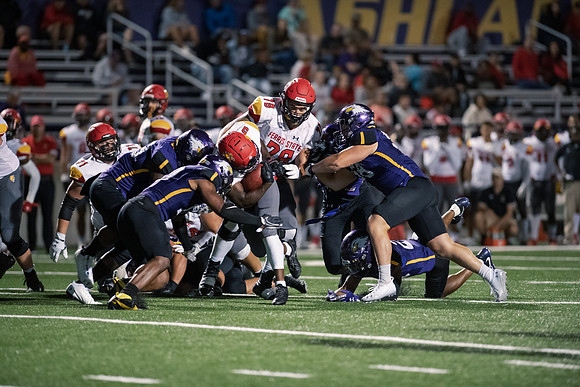AUvsFerris100Ftball0921ALW_8248