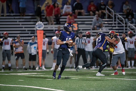 AUvsFerris100Ftball0921ALW_8148