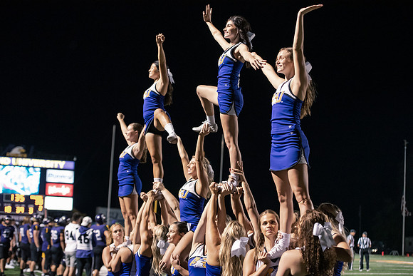 AUvsFerris100Ftball0921ALW_3827