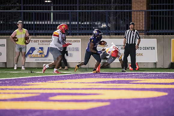 AUvsFerris100Ftball0921ALW_8352