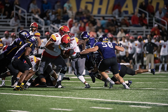 AUvsFerris100Ftball0921ALW_8247
