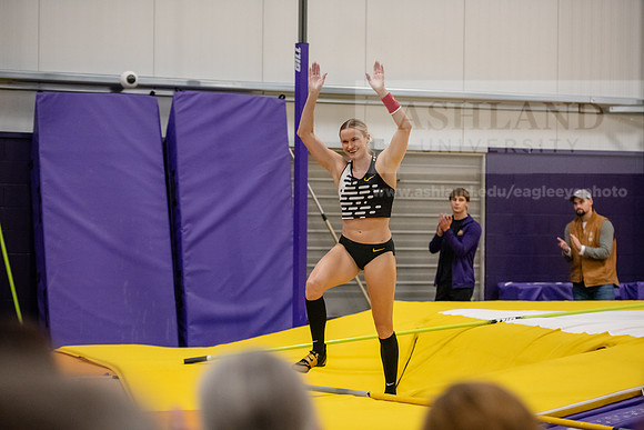 090KatieMoonPoleVault0224AWB_8494