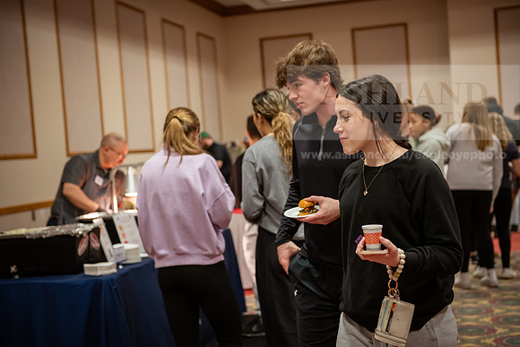 DiningFoodShow0224AWB_1388