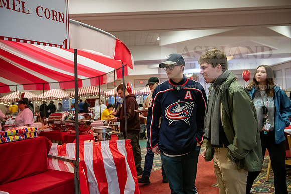 DiningFoodShow0224AWB_1221