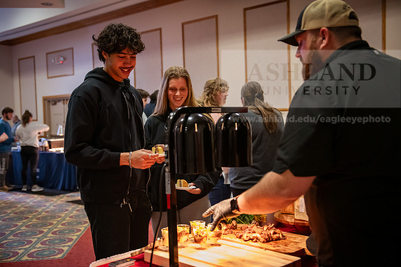 DiningFoodShow0224AWB_1287