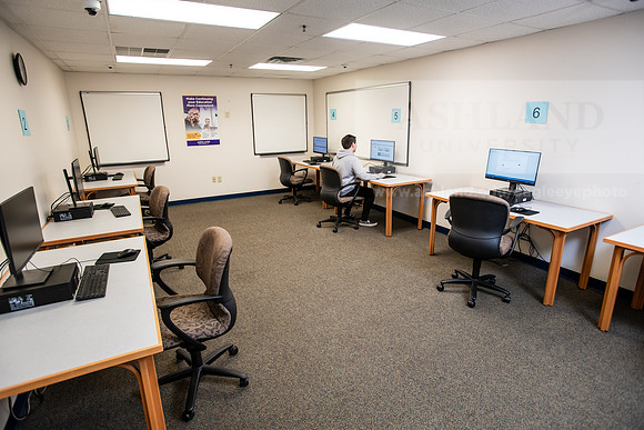 TestingCenter0225AWB_7702