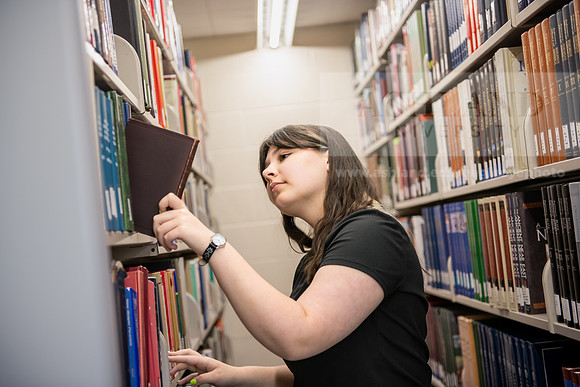 SeminaryLibrary0524AWB_0890