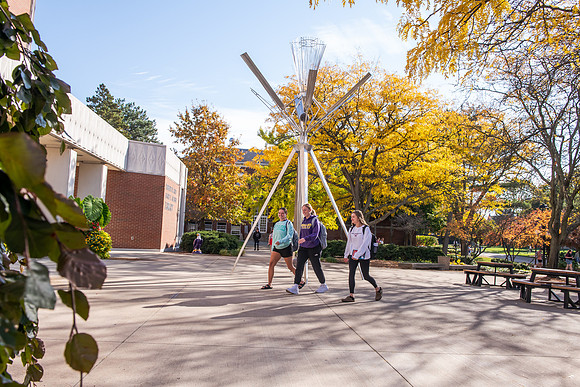 FallCampusLife1024AWB_5301