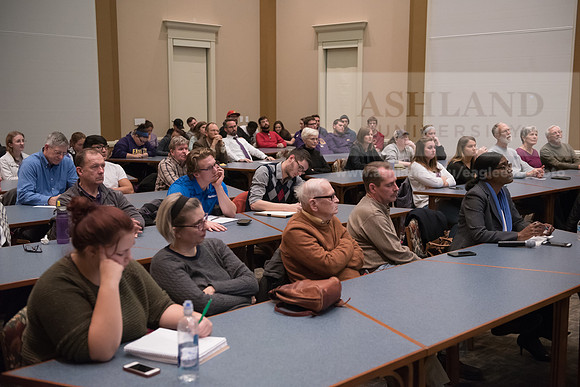 Ashland Center for Nonviolence - War in the Bible Panel Discussi