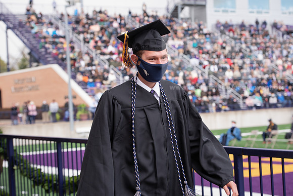 213SPGradUGGraduates0521TRDSC_7317