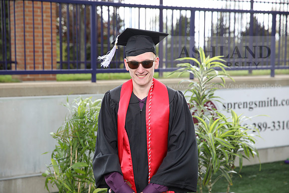 238SPGradUGGraduates0521MBIMG_0216