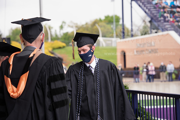 212SPGradUGGraduates0521TRDSC_7315