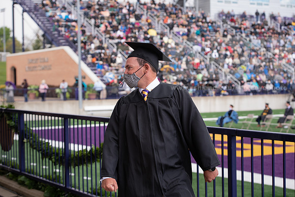 272SPGradUGGraduates0521TRDSC_7356