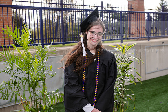 256SPGradUGGraduates0521ALW_2445