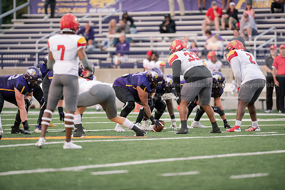 AUvsFerris100Ftball0921ALW_7692