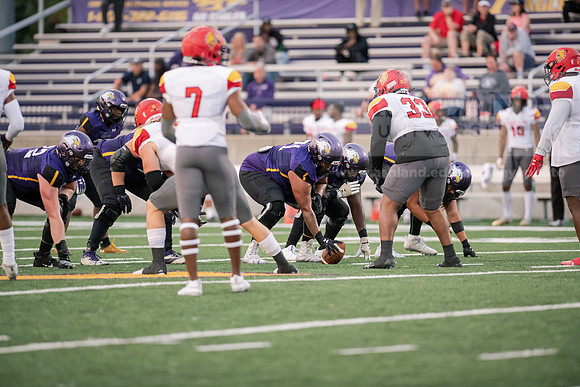 AUvsFerris100Ftball0921ALW_7691