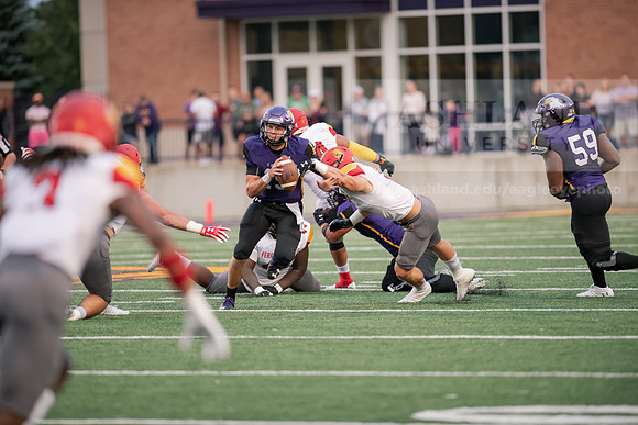 AUvsFerris100Ftball0921ALW_7701