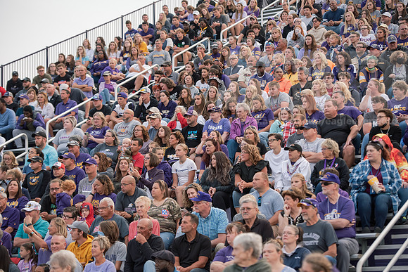 AUvsFerris100Ftball0921ALW_3671