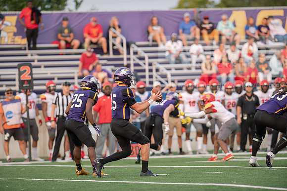 AUvsFerris100Ftball0921ALW_7488
