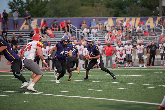 AUvsFerris100Ftball0921ALW_3720