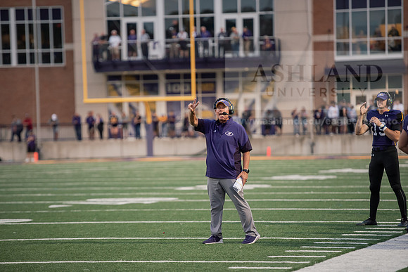 AUvsFerris100Ftball0921ALW_3753