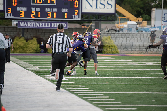 AUvsFerris100Ftball0921ALW_3635