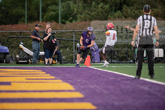 AUvsFerris100Ftball0921ALW_7716