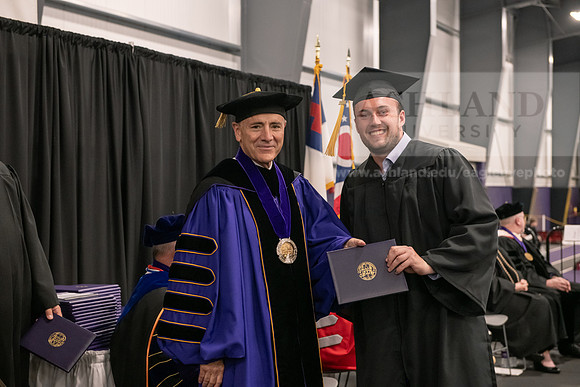 098SpGradBachelorScience0524AWB_9601