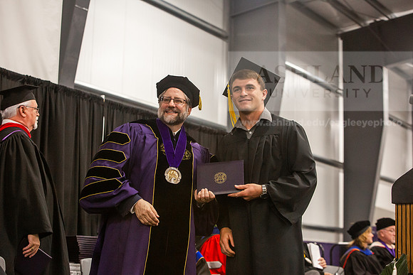 168SpGradBachelorScience0525JH6Q8B9153
