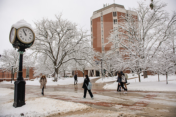 WinterCampusLife0123ALW_3971