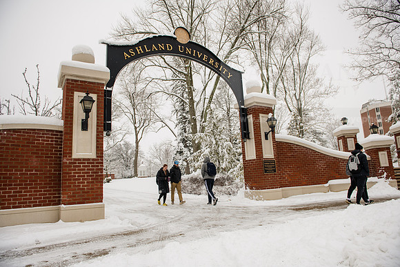WinterCampusLife0123ALW_3539