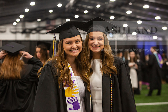 006SpGradPreCeremony0525JH6Q8B7883