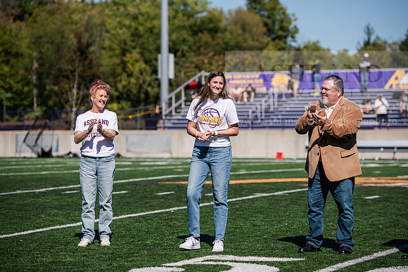 HOCOAUvOHDomFootballGame1024AWB_0763