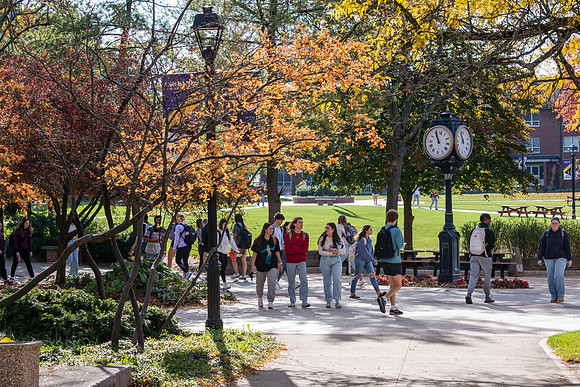 FallCampusLife1024AWB_5492