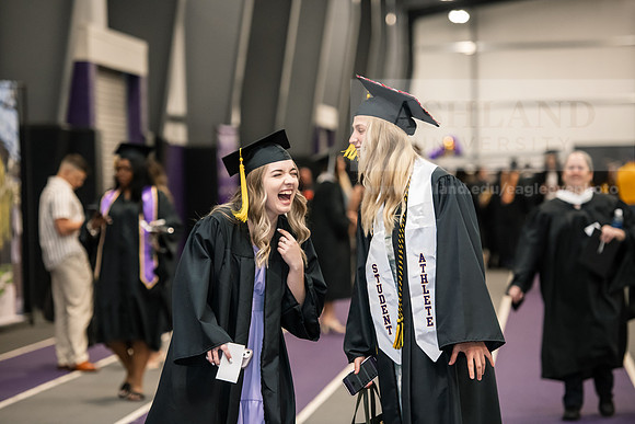 057SpGradPreCeremony0525AWB_2239