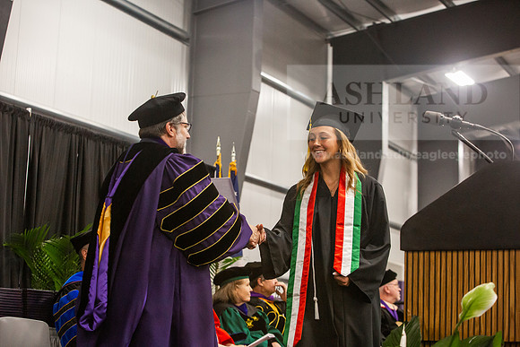 056SpGradBachelorScience0525JH6Q8B9086