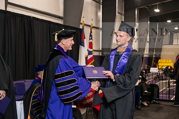 123SpGradMasterBusiness0524AWB_9292