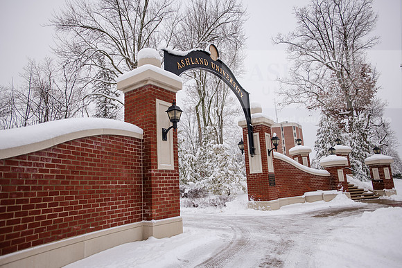 WinterCampusLife0123ALW_3296